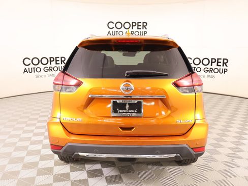 Used 2019 Nissan Rogue SL AWD/4WD image 22