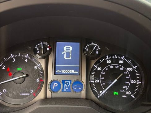 Used 2017 Lexus GX 460 Premium AWD/4WD image 2