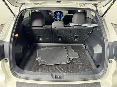 Used 2024 Subaru Crosstrek 2.0i Premium AWD/4WD image 14
