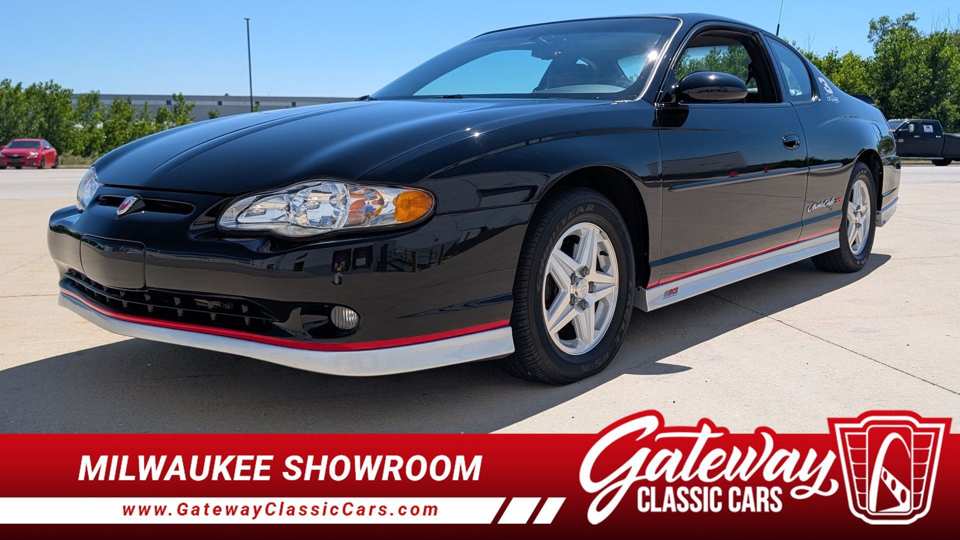 Used 2002 Chevrolet Monte Carlo SS w/ Pace Car Replica Pkg FWD image 1