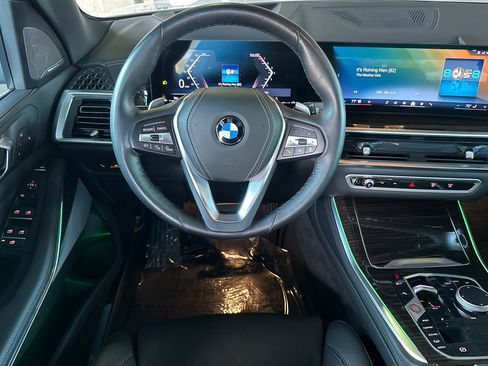 Used 2026 BMW X5 xDrive40i AWD/4WD image 18