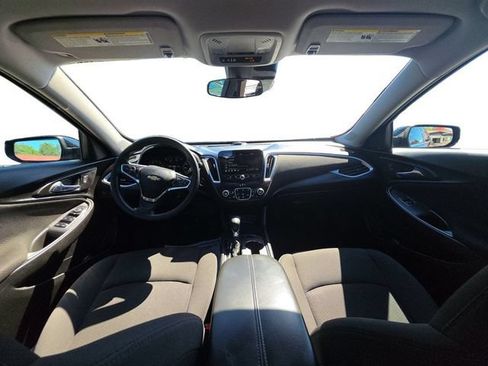 Used 2023 Chevrolet Malibu LT FWD image 12