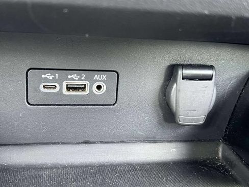 Used 2024 Nissan Altima 2.5 SR FWD image 36