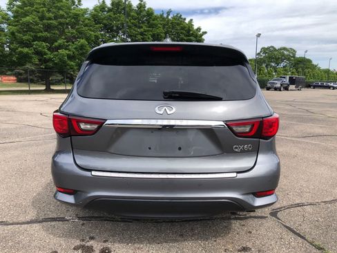 Used 2019 INFINITI QX60 Luxe w/ Essential Package AWD/4WD image 4