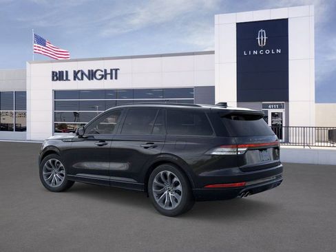 New 2026 Lincoln Aviator Premiere image 4