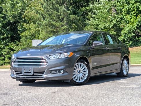 Used 2015 Ford Fusion Energi SE FWD image 4