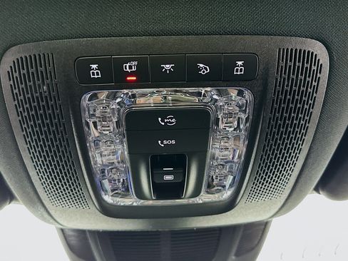 Used 2025 Mercedes-Benz GLE 450 4MATIC image 18