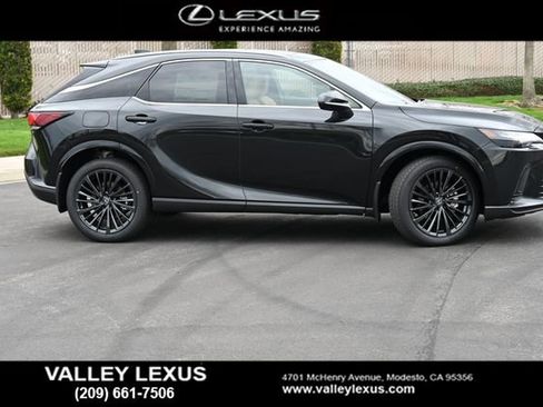 New 2026 Lexus RX 450h AWD image 3