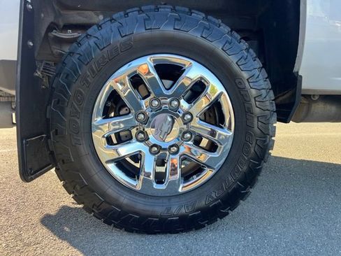 Used 2019 Chevrolet Silverado 3500 High Country w/ Duramax Plus Package AWD/4WD image 6