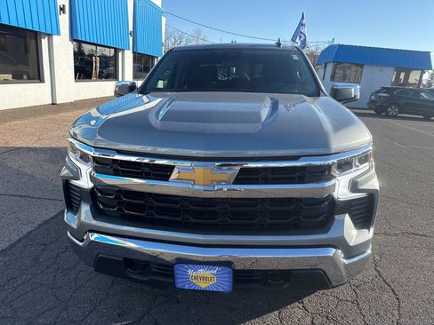 New 2026 Chevrolet Silverado 1500 LT image 3