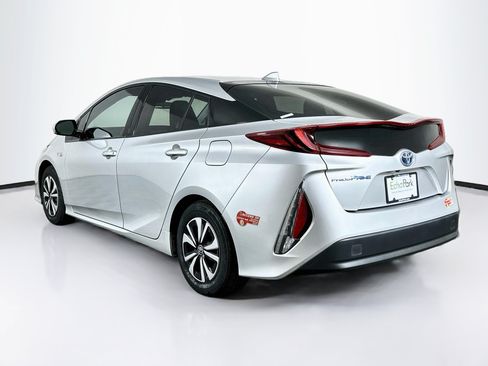 Used 2017 Toyota Prius Prime Plus FWD image 5