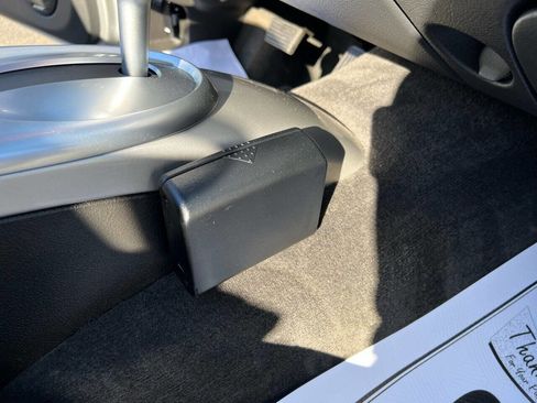 Used 2004 Chevrolet SSR w/ Preferred Equipment Group image 57