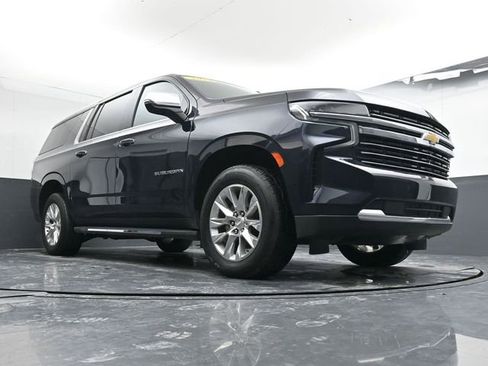 Used 2024 Chevrolet Suburban Premier image 23