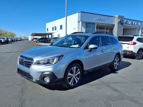 Used 2019 Subaru Outback 2.5i Limited image 9