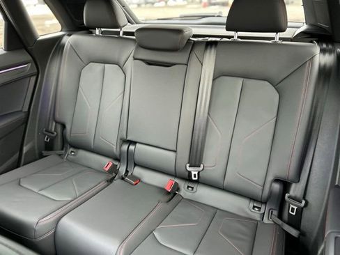 Used 2025 Audi Q3 2.0T Premium Plus image 17