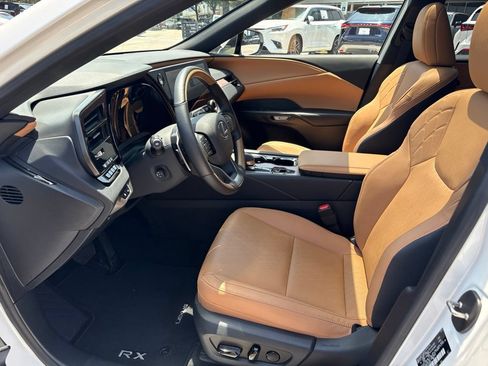 Certified 2025 Lexus RX 350 FWD image 18