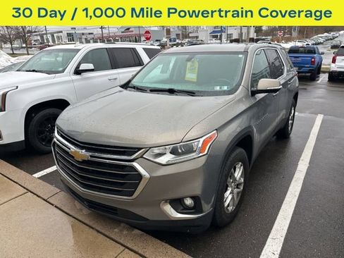 Used 2019 Chevrolet Traverse LT image 3
