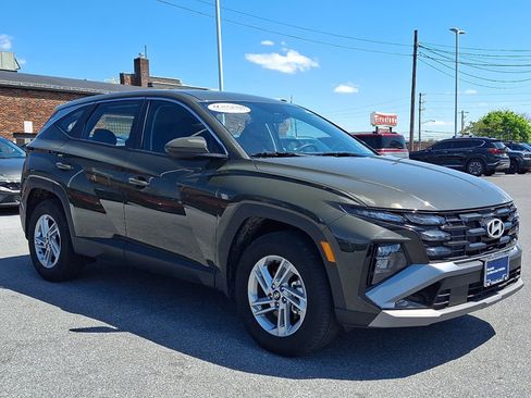 Certified 2025 Hyundai Tucson SE AWD/4WD image 3