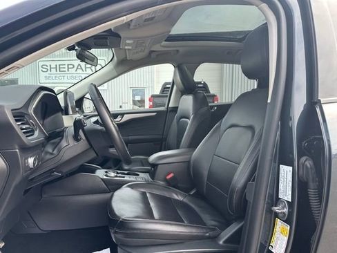 Used 2022 Ford Escape SEL image 13