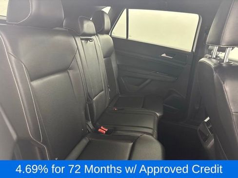 Used 2020 Volkswagen Atlas Cross Sport SE image 11