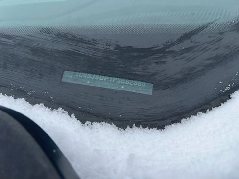 Used 2023 Jeep Wagoneer L Series III w/ Premium Group I image 19