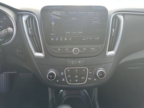 Used 2024 Chevrolet Malibu LT image 28