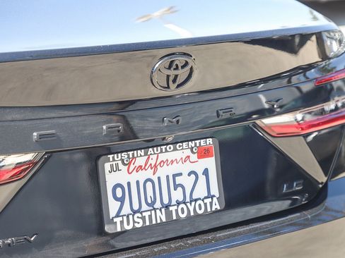 Used 2025 Toyota Camry LE FWD image 9
