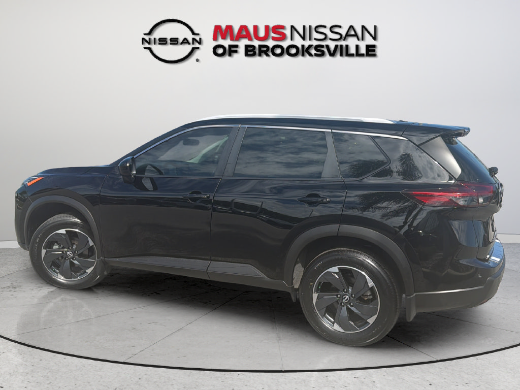 Certified 2025 Nissan Rogue SV w/ SV Premium Package FWD image 7