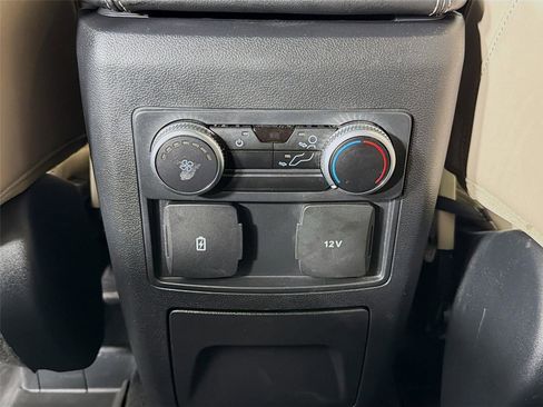 Used 2022 Ford Explorer XLT w/ Equipment Group 202A image 26