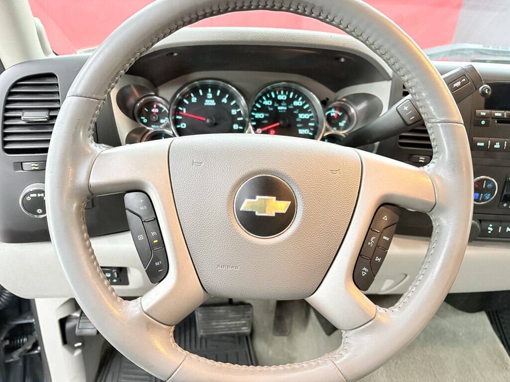 Used 2013 Chevrolet Silverado 1500 LT w/ All-Star Edition AWD/4WD image 14