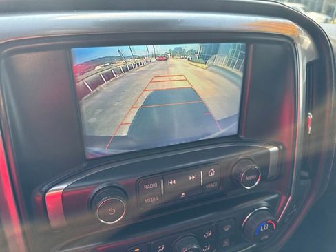 Used 2017 Chevrolet Silverado 1500 LTZ Z71 w/ LTZ Plus Package AWD/4WD image 17