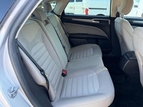 Used 2017 Ford Fusion S image 37