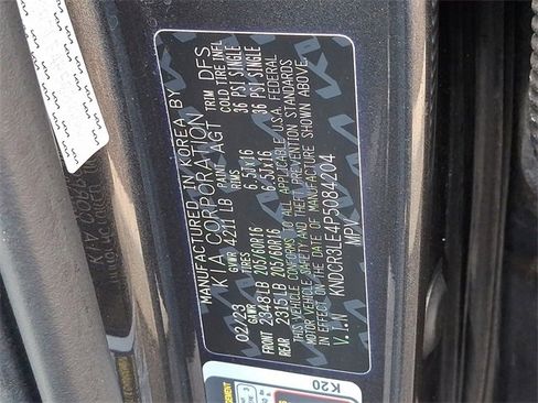 Used 2023 Kia Niro EX image 26