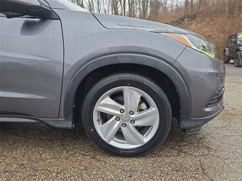 Used 2019 Honda HR-V EX image 2