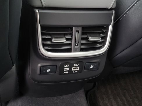 Certified 2025 Subaru Outback Limited image 15