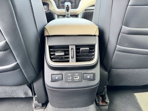 Used 2023 Subaru Outback Limited XT image 34
