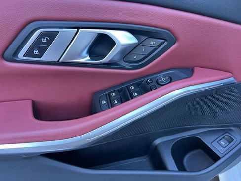 Used 2023 BMW 330i Sedan w/ Driving Assistance Package image 27