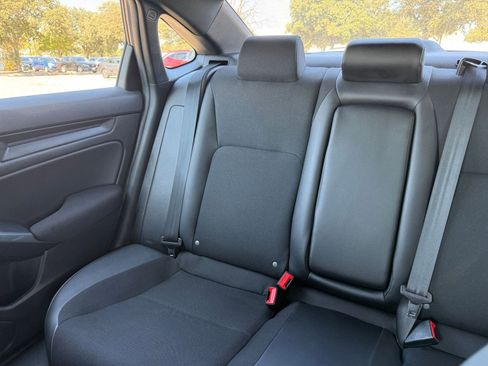 Used 2025 Honda Civic Sport image 39