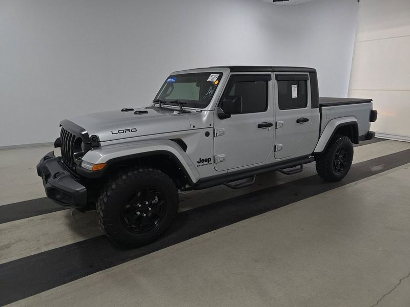 Used 2022 Jeep Gladiator Willys image 1