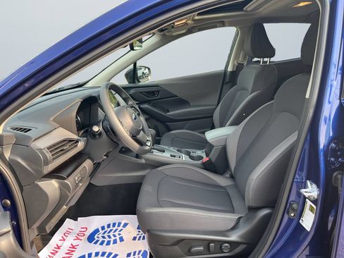 Used 2025 Subaru Crosstrek 2.5i Premium AWD/4WD image 9