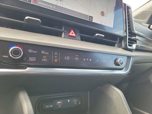 Used 2023 Kia Sportage X-Line w/ X-Line Premium Package AWD/4WD image 25