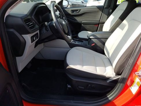Used 2024 Ford Escape Active image 16