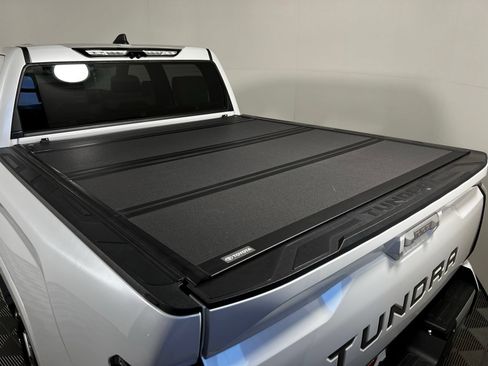Used 2024 Toyota Tundra Capstone AWD/4WD image 29