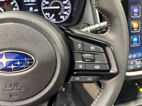 Used 2025 Subaru Forester Premium AWD/4WD image 15