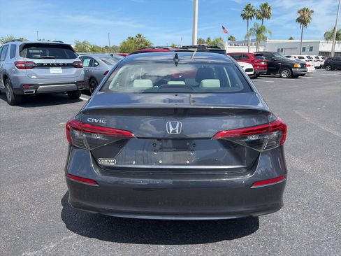 Certified 2024 Honda Civic EX image 6