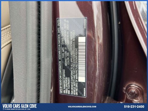 Used 2026 Volvo XC60 B5 Plus w/ Protection Package Premier image 18