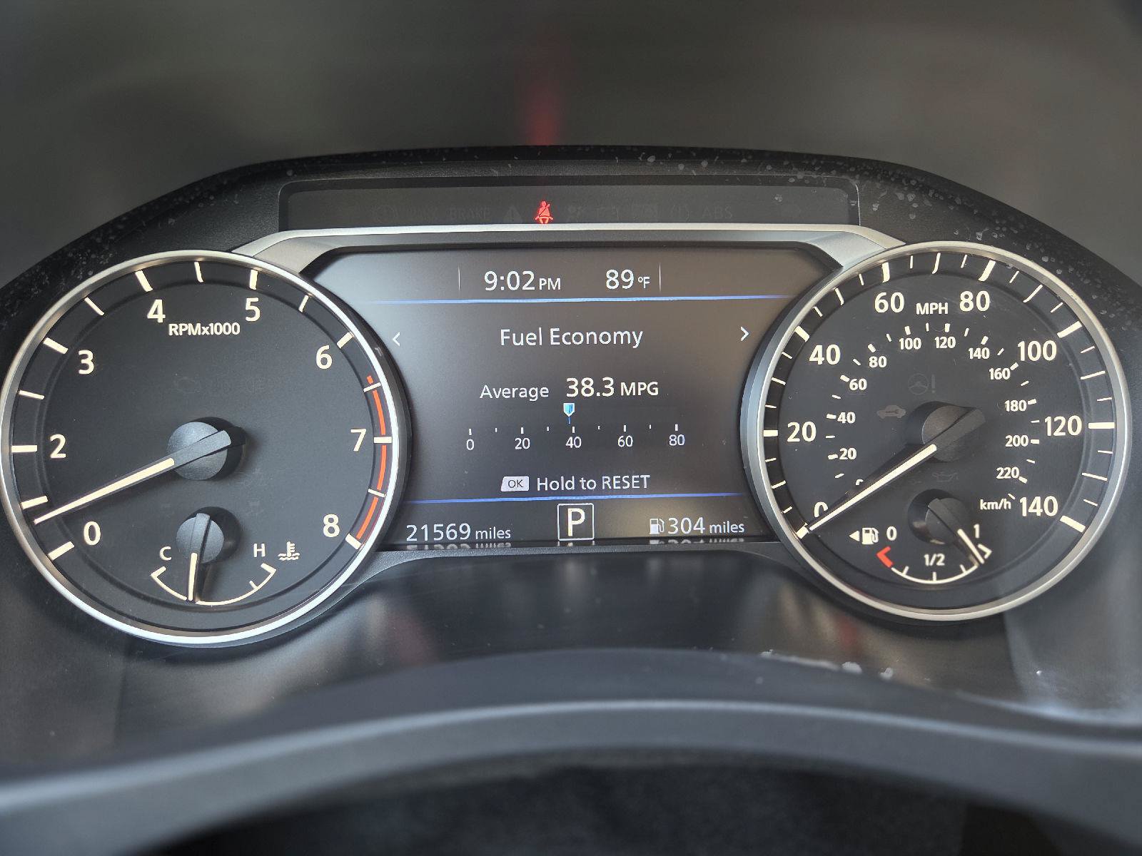 Used 2025 Nissan Altima 2.5 SR FWD image 16