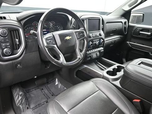 Used 2021 Chevrolet Silverado 1500 LTZ AWD/4WD image 12