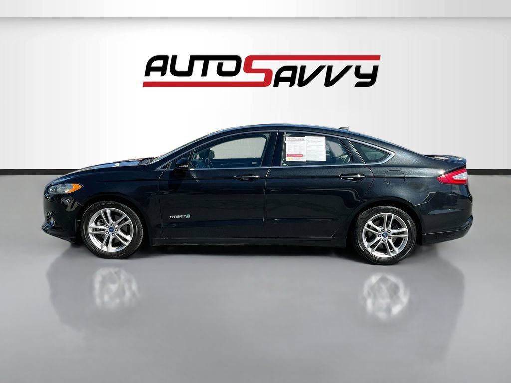 Used 2015 Ford Fusion Titanium FWD image 4