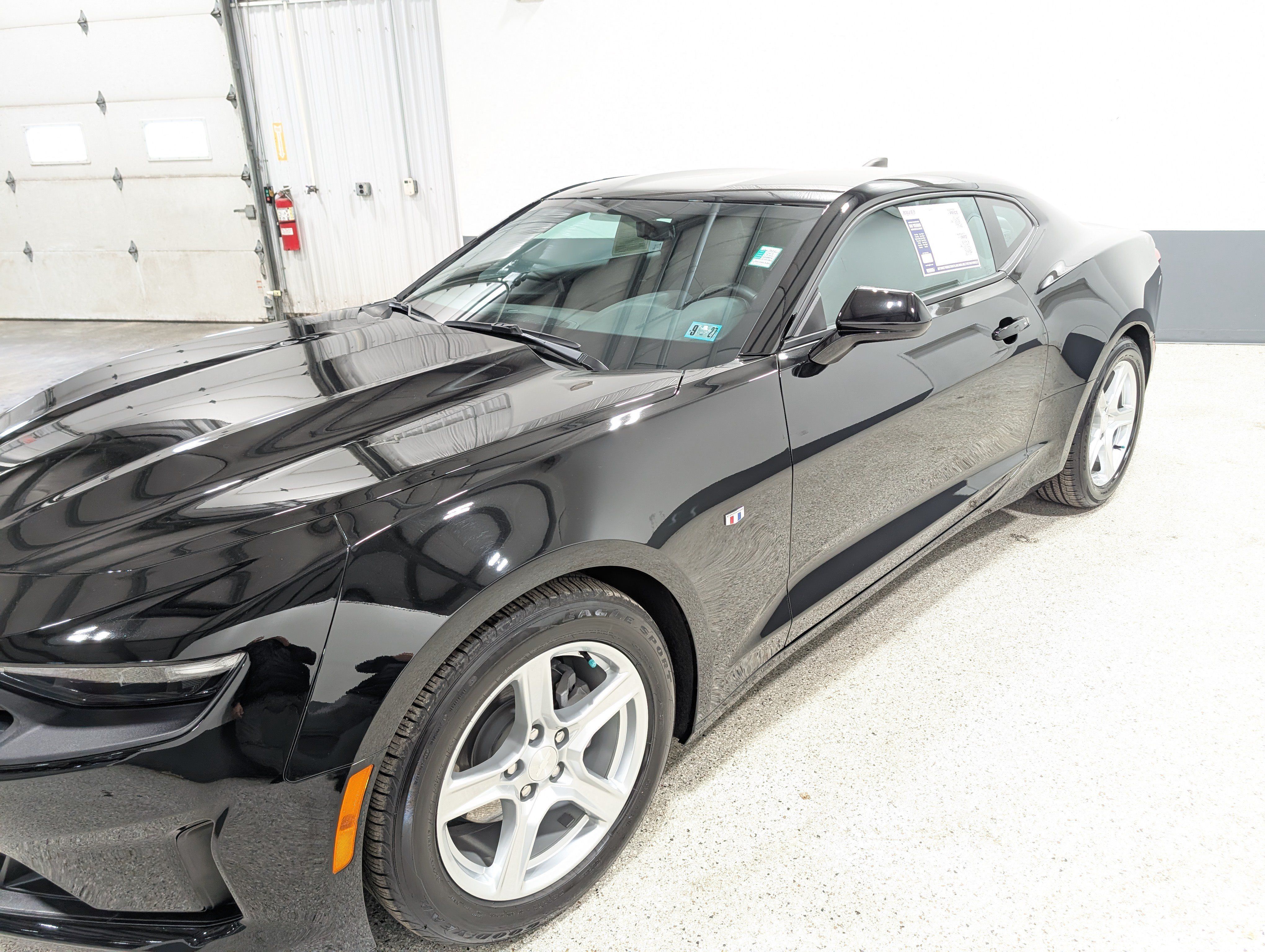 Used 2024 Chevrolet Camaro LT RWD image 7